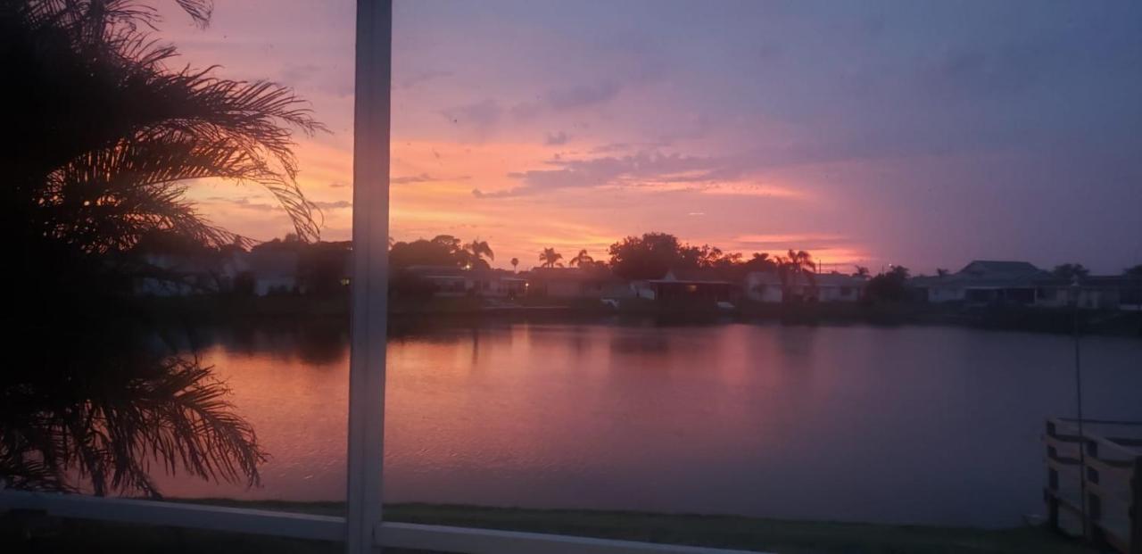 Near Clearwater And Tarpon Spring With Water View Apartment Holiday Exterior photo