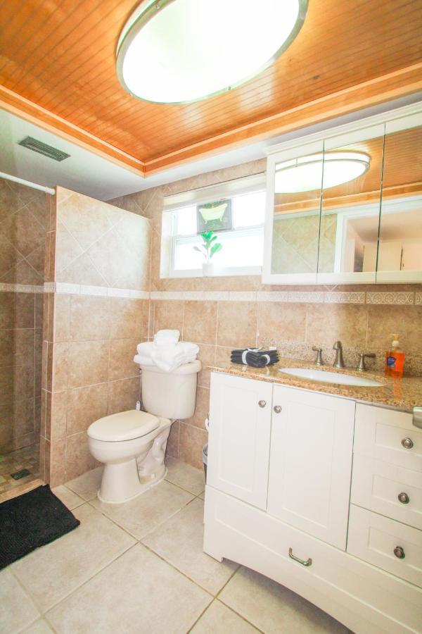 Near Clearwater And Tarpon Spring With Water View Apartment Holiday Exterior photo
